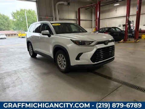 Another view of 2024 Toyota Grand Highlander XLE for sale in Michigan City, IN at Graff Chevrolet GMC of Michigan City