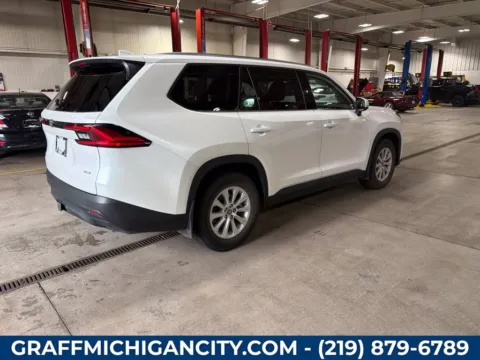 More photos of 2024 Toyota Grand Highlander XLE at Graff Chevrolet GMC of Michigan City, IN