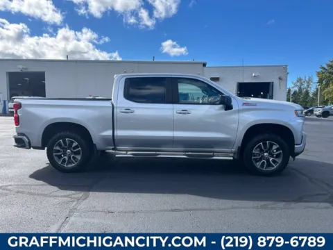 More photos of 2020 Chevrolet Silverado 1500 RST at Graff Chevrolet GMC of Michigan City, IN