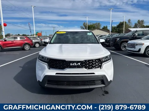 Photos of 2023 Kia Sorento LX for sale in Michigan City, IN at Graff Chevrolet GMC of Michigan City