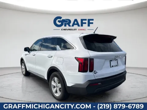 Another view of 2023 Kia Sorento LX for sale in Michigan City, IN at Graff Chevrolet GMC of Michigan City
