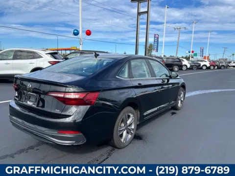More photos of 2024 Volkswagen Jetta 1.5T SE at Graff Chevrolet GMC of Michigan City, IN