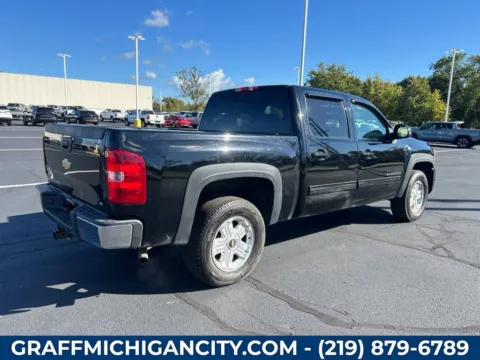 More photos of 2011 Chevrolet Silverado 1500 LT at Graff Chevrolet GMC of Michigan City, IN