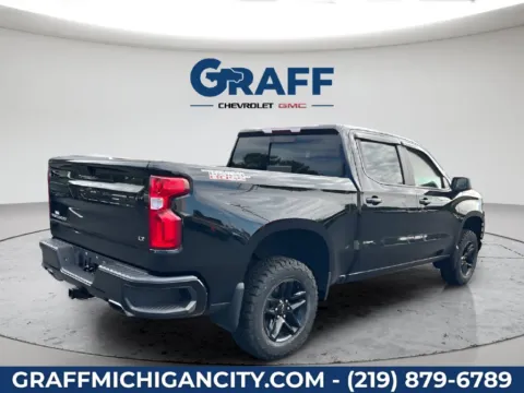 More photos of 2020 Chevrolet Silverado 1500 LT Trail Boss at Graff Chevrolet GMC of Michigan City, IN