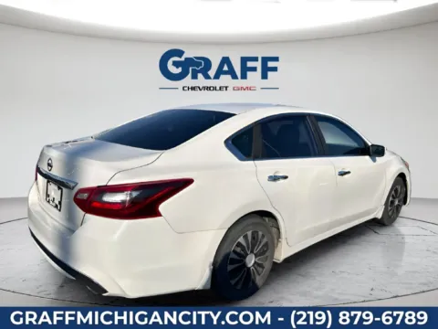 More photos of 2017 Nissan Altima 2.5 S at Graff Chevrolet GMC of Michigan City, IN