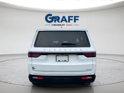 More photos of 2024 Jeep Wagoneer Series II at Graff Chevrolet GMC of Michigan City, IN