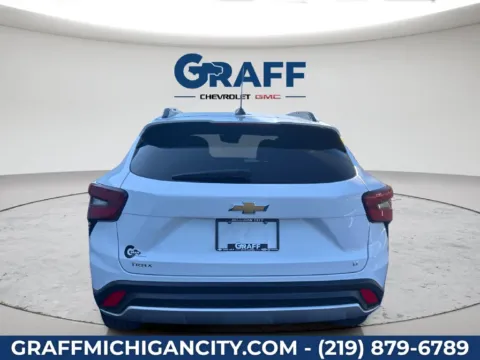 More photos of 2024 Chevrolet Trax LT at Graff Chevrolet GMC of Michigan City, IN