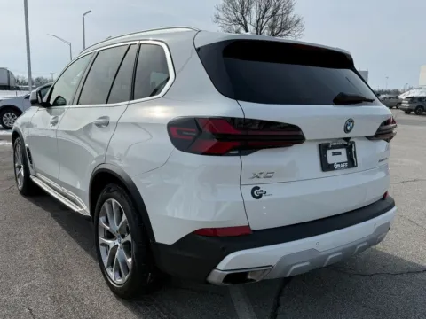 More photos of 2025 BMW X5 xDrive50e at Graff Chevrolet of Chesterton, IN