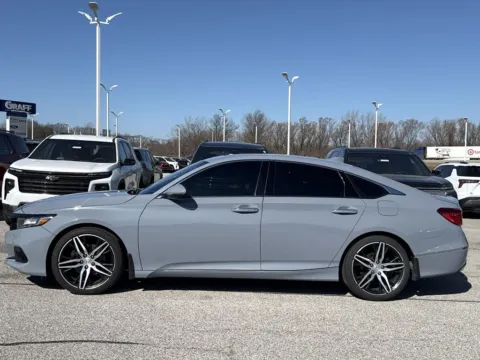More photos of 2021 Honda Accord Touring 2.0T at Graff Chevrolet of Chesterton, IN