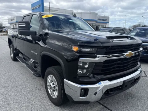 Photos of 2025 Chevrolet Silverado 2500HD LT for sale in Burns Harbor, IN at Graff Chevrolet of Chesterton
