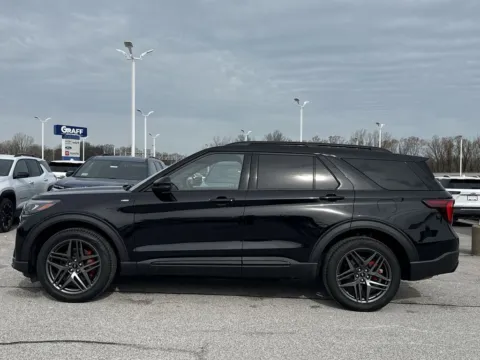 More photos of 2025 Ford Explorer ST-Line at Graff Chevrolet of Chesterton, IN