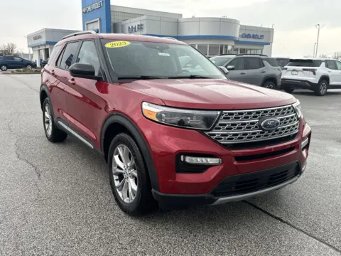 Photos of 2023 Ford Explorer Limited for sale in Burns Harbor, IN at Graff Chevrolet of Chesterton
