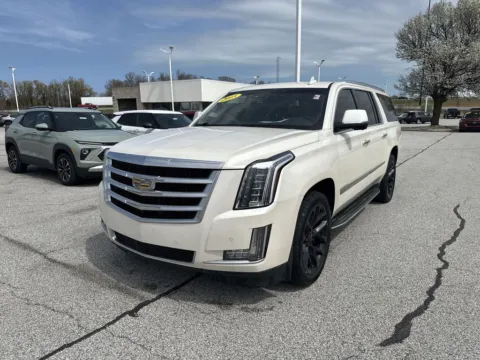 White 2015 Cadillac Escalade ESV Luxury for sale in Burns Harbor, IN