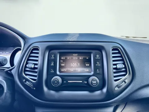 More photos of 2018 Jeep Compass Latitude at Graff Chevrolet of Chesterton, IN