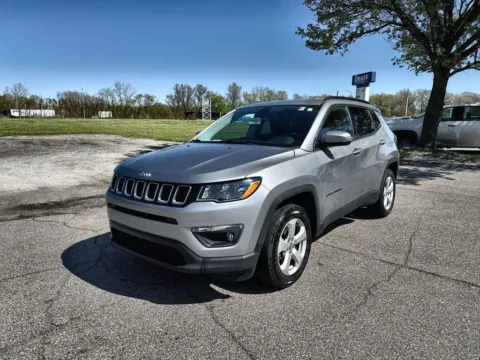 Silver 2018 Jeep Compass Latitude for sale in Burns Harbor, IN