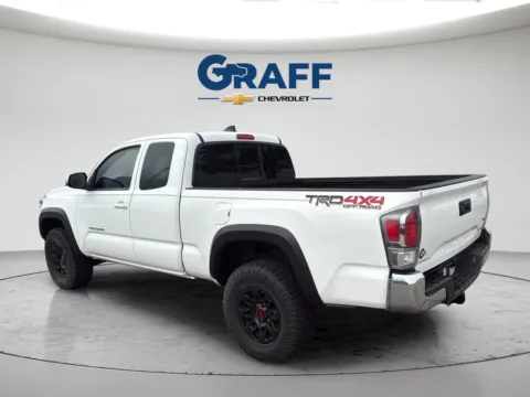 More photos of 2021 Toyota Tacoma TRD Off-Road at Graff Chevrolet of Chesterton, IN