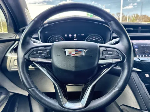 Another view of 2023 Cadillac XT6 Premium Luxury for sale in Burns Harbor, IN at Graff Chevrolet of Chesterton