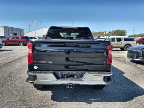 More photos of 2024 Chevrolet Silverado 1500 LT at Graff Chevrolet of Chesterton, IN