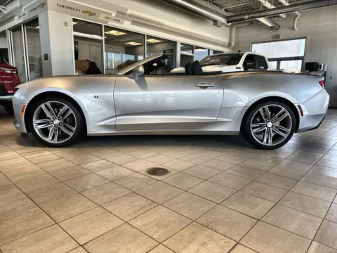 More photos of 2016 Chevrolet Camaro SS at Graff Chevrolet of Chesterton, IN