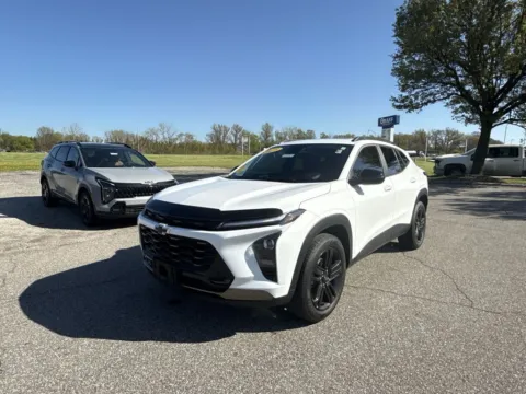 White 2025 Chevrolet Trax ACTIV for sale in Burns Harbor, IN