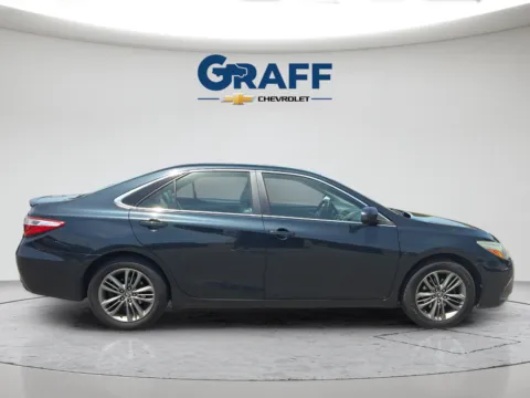 More photos of 2015 Toyota Camry SE at Graff Chevrolet of Chesterton, IN