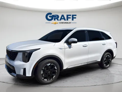 Photos of 2025 Kia Sorento S for sale in Burns Harbor, IN at Graff Chevrolet of Chesterton