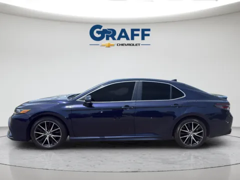 Another view of 2021 Toyota Camry SE for sale in Burns Harbor, IN at Graff Chevrolet of Chesterton