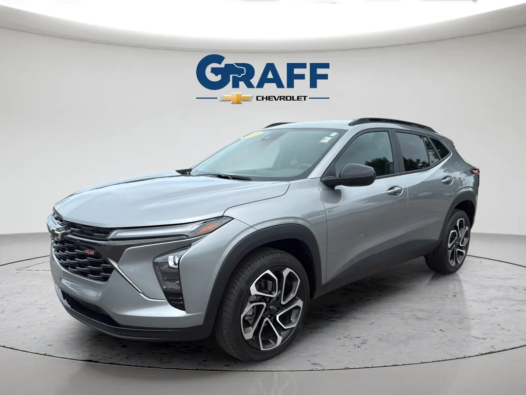 Gray 2024 Chevrolet Trax 2RS for sale in Burns Harbor, IN