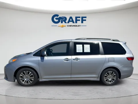 Another view of 2018 Toyota Sienna XLE for sale in Burns Harbor, IN at Graff Chevrolet of Chesterton