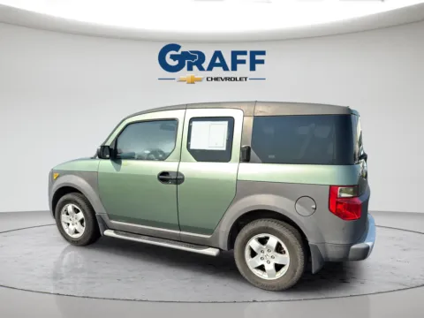 More photos of 2004 Honda Element EX at Graff Chevrolet of Chesterton, IN