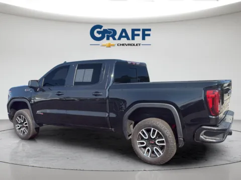 More photos of 2022 GMC Sierra 1500 AT4 at Graff Chevrolet of Chesterton, IN