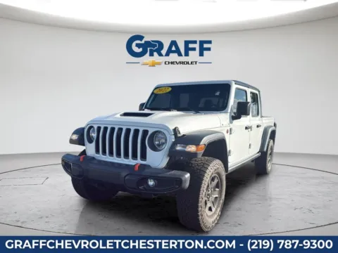 White 2022 Jeep Gladiator Mojave for sale in Burns Harbor, IN