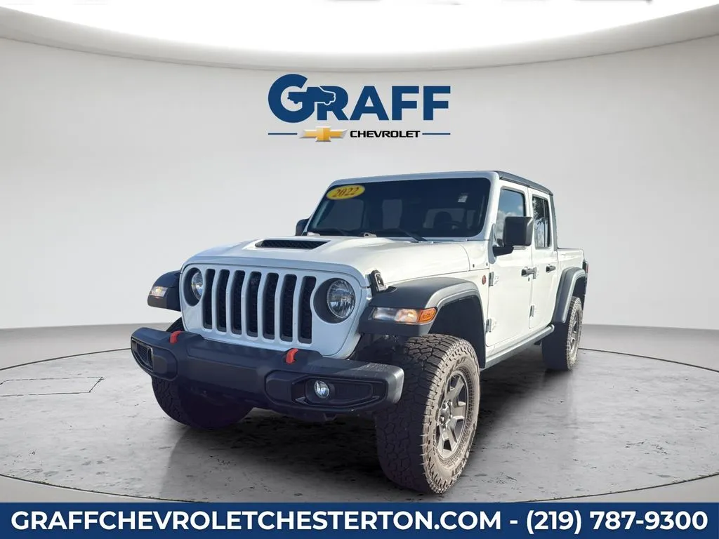 White 2022 Jeep Gladiator Mojave for sale in Burns Harbor, IN