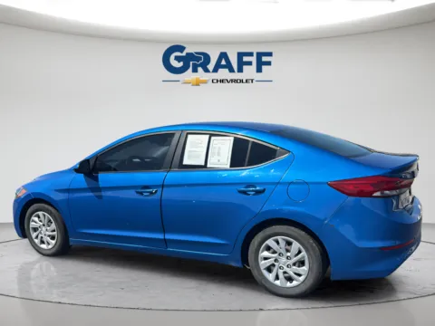 More photos of 2018 Hyundai Elantra SE at Graff Chevrolet of Chesterton, IN