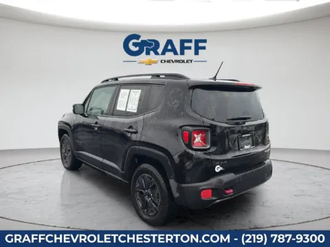 More photos of 2017 Jeep Renegade Trailhawk at Graff Chevrolet of Chesterton, IN