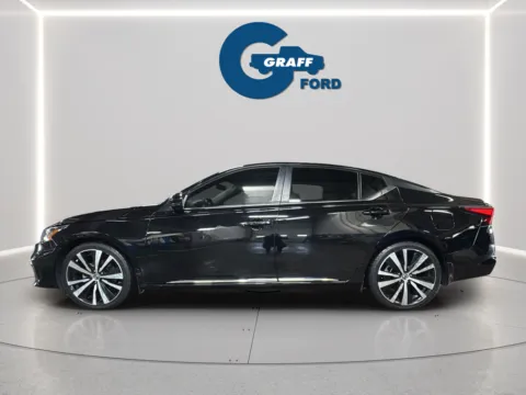 Photos of 2019 Nissan Altima 2.5 SR for sale in Chesterton, IN at Graff Ford of Chesterton