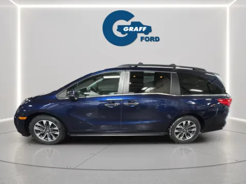 Photos of 2022 Honda Odyssey EX-L for sale in Chesterton, IN at Graff Ford of Chesterton