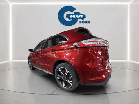More photos of 2019 Ford Edge ST at Graff Ford of Chesterton, IN