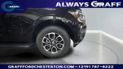 Black 2023 Ford Expedition XLT for sale in Chesterton, IN