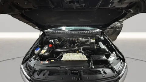 More photos of 2023 Ford Expedition XLT at Graff Ford of Chesterton, IN