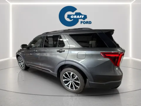 More photos of 2020 Ford Explorer ST at Graff Ford of Chesterton, IN