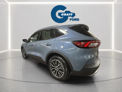 More photos of 2023 Ford Escape Plug-In Hybrid at Graff Ford of Chesterton, IN