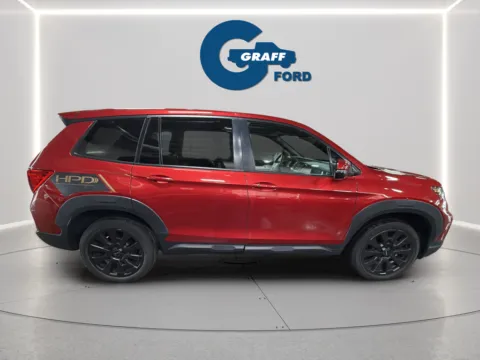 More photos of 2023 Honda Passport EX-L at Graff Ford of Chesterton, IN