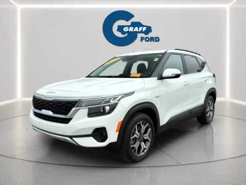 Photos of 2022 Kia Seltos EX for sale in Chesterton, IN at Graff Ford of Chesterton