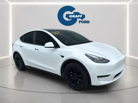 More photos of 2023 Tesla Model Y Long Range at Graff Ford of Chesterton, IN