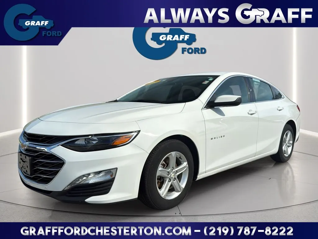 White 2023 Chevrolet Malibu LT for sale in Chesterton, IN