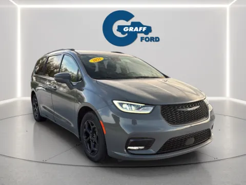 More photos of 2021 Chrysler Pacifica Hybrid Touring at Graff Ford of Chesterton, IN