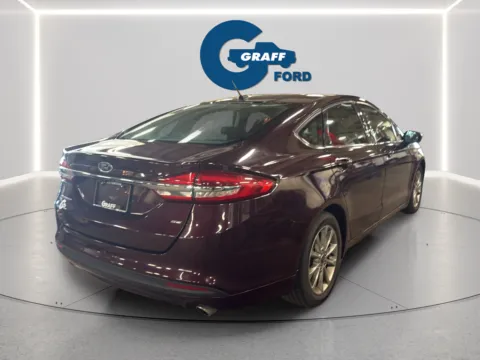 More photos of 2017 Ford Fusion SE at Graff Ford of Chesterton, IN