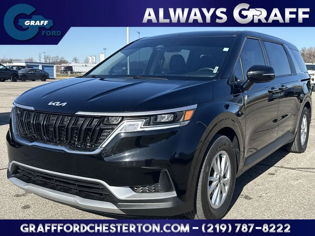 Black 2024 Kia Carnival LX for sale in Chesterton, IN