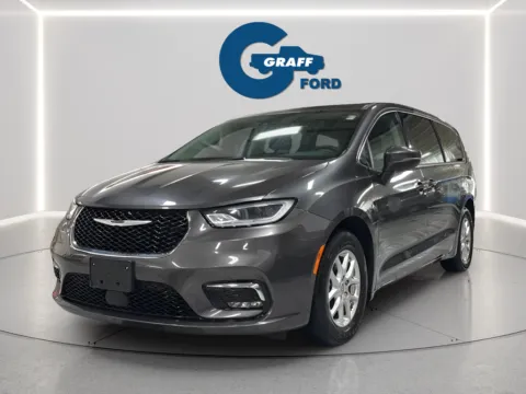 Photos of 2023 Chrysler Pacifica Touring L for sale in Chesterton, IN at Graff Ford of Chesterton